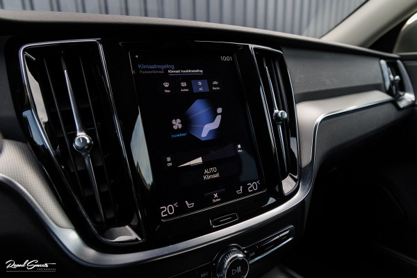 Volvo V60 Cross Country 2.0 T5 AWD Pro | Adaptieve cruise | Harman Kardon | Memory | Blis |