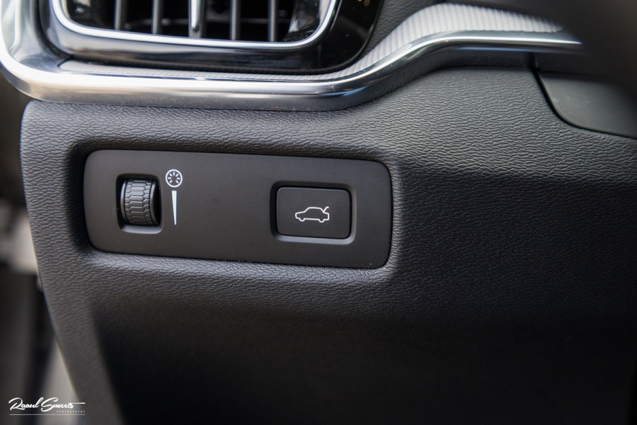 Volvo V60 Cross Country 2.0 T5 AWD Pro | Adaptieve cruise | Harman Kardon | Memory | Blis |