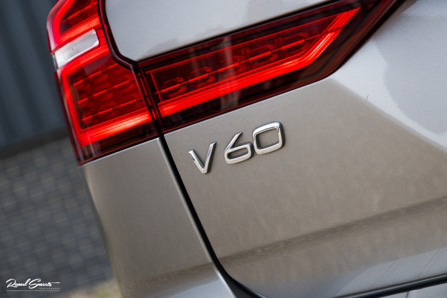 Volvo V60 Cross Country 2.0 T5 AWD Pro | Adaptieve cruise | Harman Kardon | Memory | Blis |