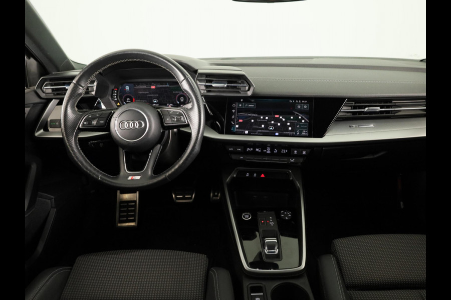 Audi A3 Sportback 30 TFSI S edition 110pk Automaat | Navigatie | Climat control | Cruise Control | S line interieur |