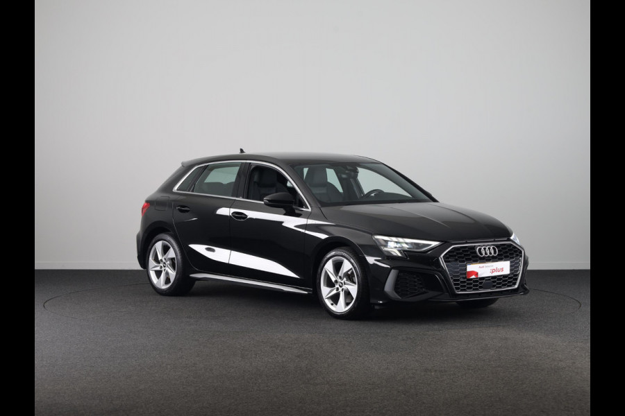 Audi A3 Sportback 30 TFSI S edition 110pk Automaat | Navigatie | Climat control | Cruise Control | S line interieur |