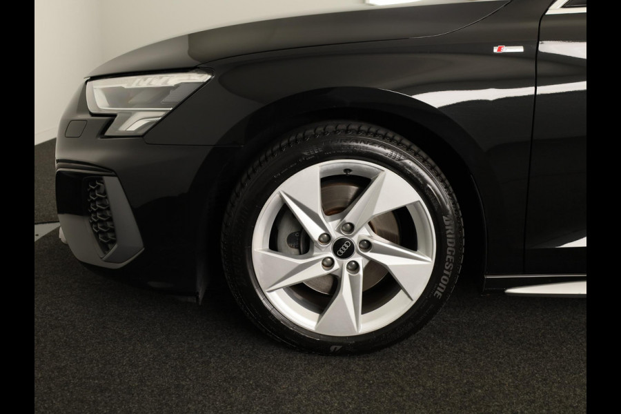 Audi A3 Sportback 30 TFSI S edition 110pk Automaat | Navigatie | Climat control | Cruise Control | S line interieur |