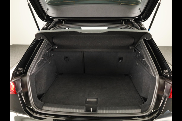 Audi A3 Sportback 30 TFSI S edition 110pk Automaat | Navigatie | Climat control | Cruise Control | S line interieur |
