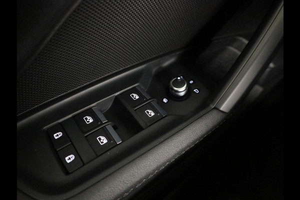 Audi A3 Sportback 30 TFSI S edition 110pk Automaat | Navigatie | Climat control | Cruise Control | S line interieur |