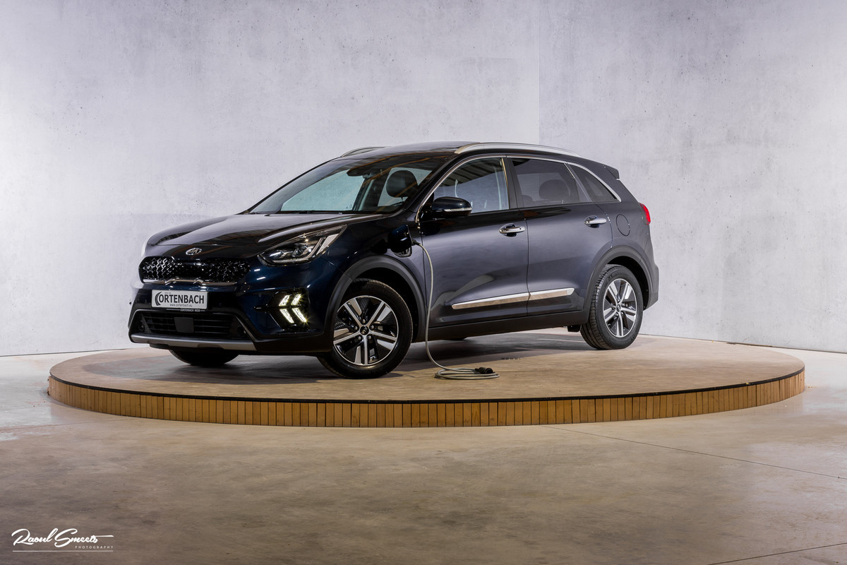 Kia Niro 1.6 GDi PHEV ExecutiveLine | Adaptieve cruise | Panorama dak | Memory | Blis | Trekhaak |