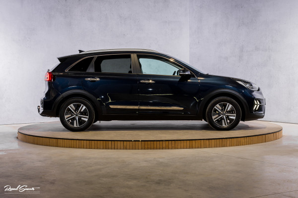 Kia Niro 1.6 GDi PHEV ExecutiveLine | Adaptieve cruise | Panorama dak | Memory | Blis | Trekhaak |