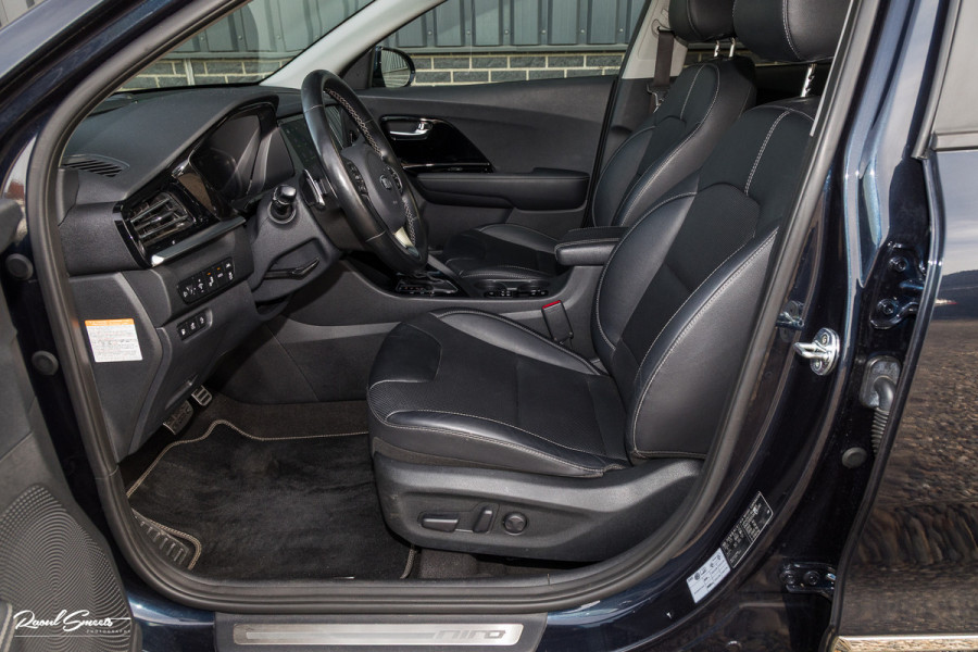 Kia Niro 1.6 GDi PHEV ExecutiveLine | Adaptieve cruise | Panorama dak | Memory | Blis | Trekhaak |