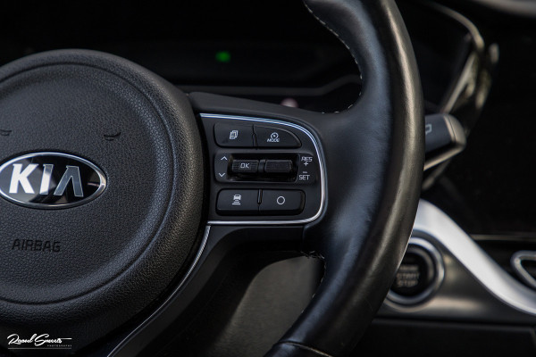 Kia Niro 1.6 GDi PHEV ExecutiveLine | Adaptieve cruise | Panorama dak | Memory | Blis | Trekhaak |