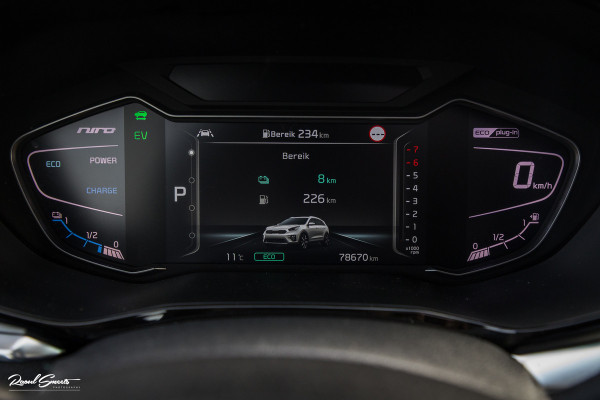 Kia Niro 1.6 GDi PHEV ExecutiveLine | Adaptieve cruise | Panorama dak | Memory | Blis | Trekhaak |