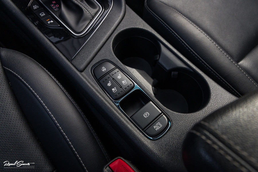 Kia Niro 1.6 GDi PHEV ExecutiveLine | Adaptieve cruise | Panorama dak | Memory | Blis | Trekhaak |