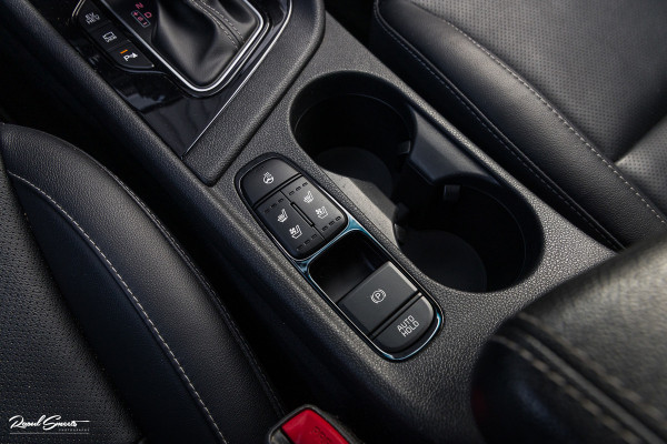 Kia Niro 1.6 GDi PHEV ExecutiveLine | Adaptieve cruise | Panorama dak | Memory | Blis | Trekhaak |