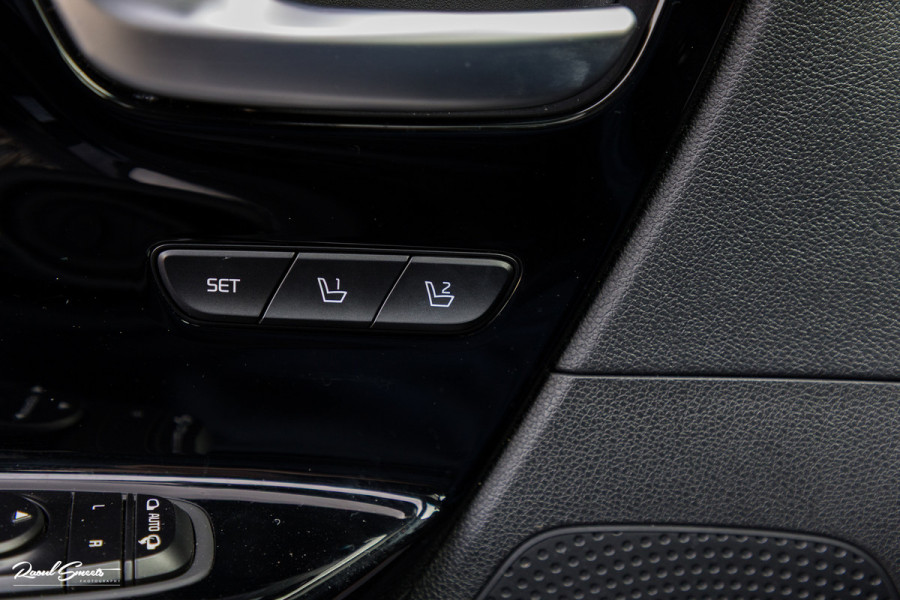 Kia Niro 1.6 GDi PHEV ExecutiveLine | Adaptieve cruise | Panorama dak | Memory | Blis | Trekhaak |