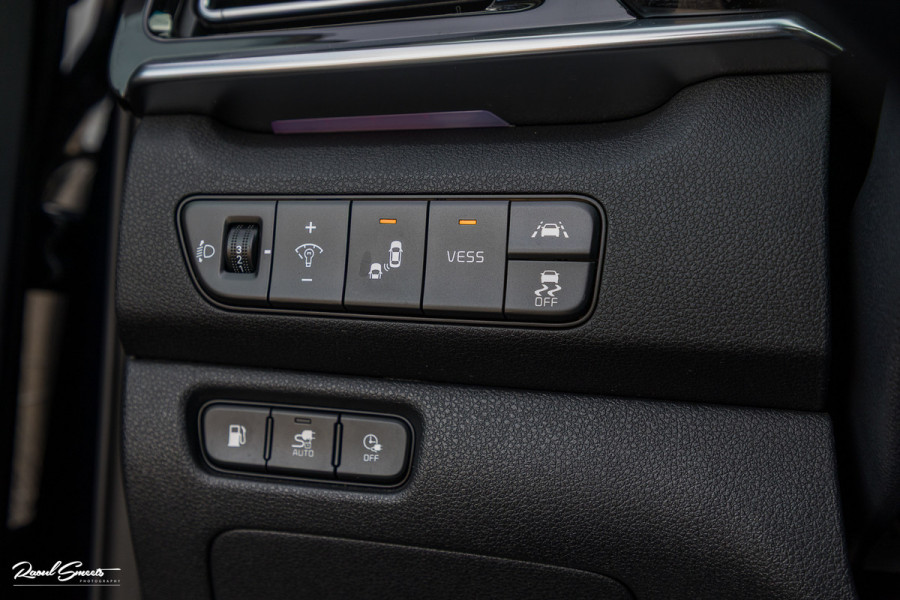 Kia Niro 1.6 GDi PHEV ExecutiveLine | Adaptieve cruise | Panorama dak | Memory | Blis | Trekhaak |