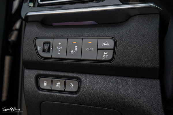 Kia Niro 1.6 GDi PHEV ExecutiveLine | Adaptieve cruise | Panorama dak | Memory | Blis | Trekhaak |