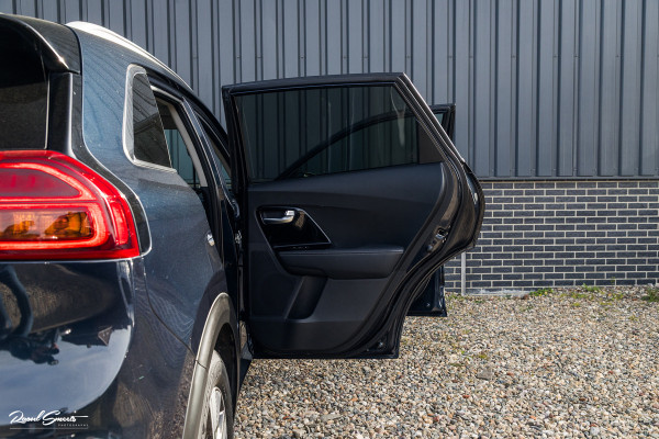 Kia Niro 1.6 GDi PHEV ExecutiveLine | Adaptieve cruise | Panorama dak | Memory | Blis | Trekhaak |