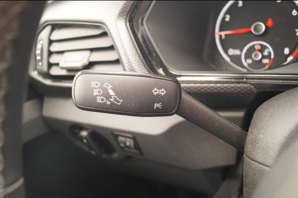 Volkswagen T-Cross 1.0 TSI Life -LEER-NAVI-PDC-CAM-