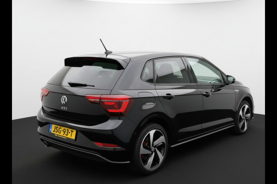 Volkswagen Polo 2.0 TSI GTI TSI 210PK DSG GTI-SPORT IQ-LIGHT/PDC/CARPLAY FABRIEKS GARANTIE