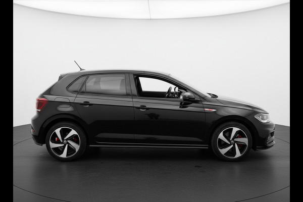 Volkswagen Polo 2.0 TSI GTI TSI 210PK DSG GTI-SPORT IQ-LIGHT/PDC/CARPLAY FABRIEKS GARANTIE