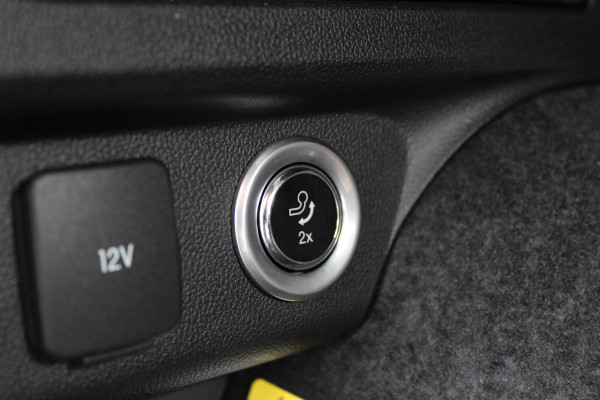 Ford Kuga 2.5 PHEV ST-Line X | Trekhaak | BLIS | B&O | Navigatie