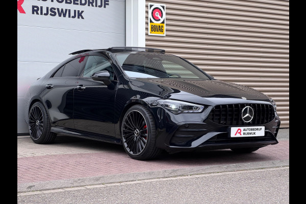 Mercedes-Benz CLA-Klasse 180 AMG Line 45s Pano/Camera/Sfeer/Keyless