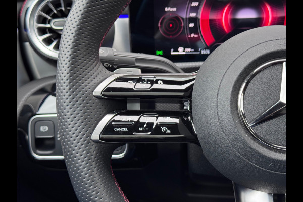 Mercedes-Benz CLA-Klasse 180 AMG Line 45s Pano/Camera/Sfeer/Keyless