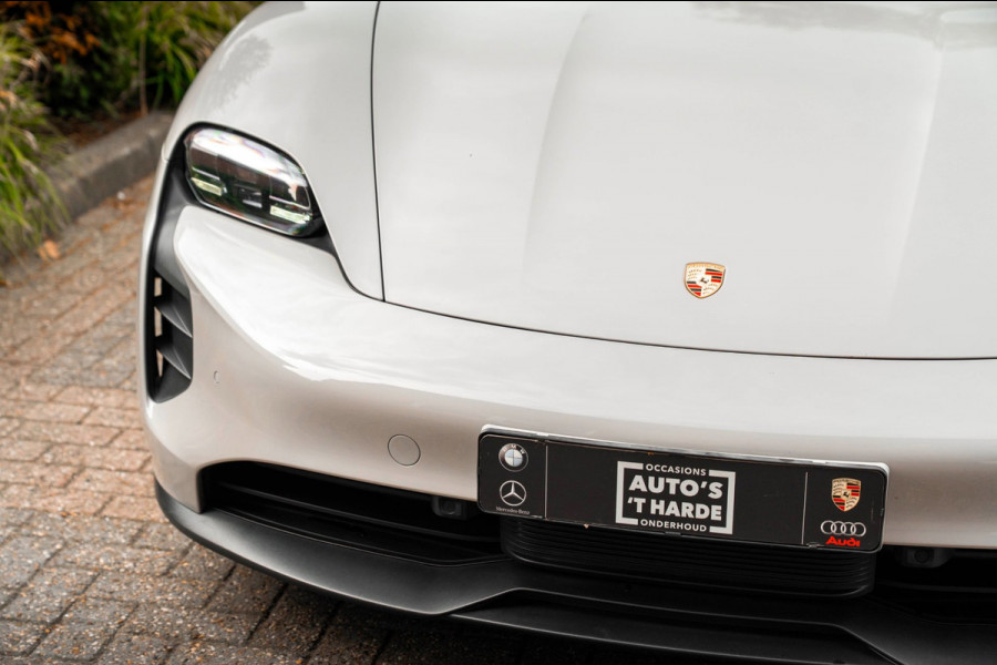 Porsche Taycan Sport Turismo | Krijt grijs | Pano | Sport design | Luchtvering | 21'' GTS