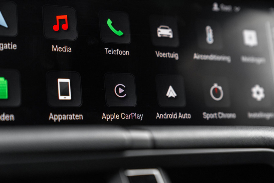 Porsche Taycan Sport Turismo | Krijt grijs | Pano | Sport design | Luchtvering | 21'' GTS