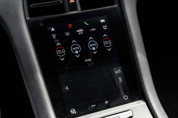 Porsche Taycan Sport Turismo | Krijt grijs | Pano | Sport design | Luchtvering | 21'' GTS