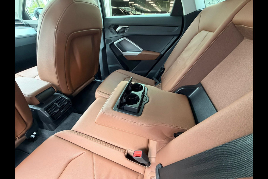 Audi Q3 Sportback 45 TFSI e Edition 245Pk |Navigatie | Camera | ACC | Climate | Leder | 21" Lichtmetaal | Led.