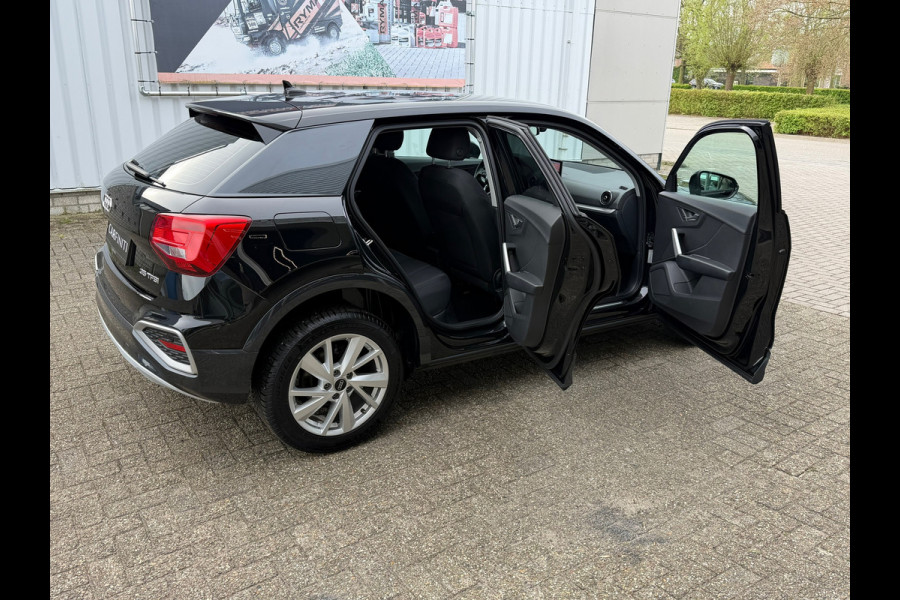 Audi Q2 35 TFSI Advanced edition Automaat 150Pk | Navigatie | Camera | Climate | Cruise | Led |17".