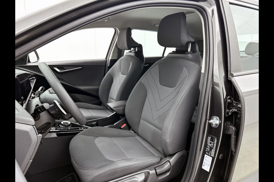 Kia Niro EV 64.8 KWh * SOH 100% * Nieuw model / Light Edition / Cruise-Adaptief / Navi Full Map / Apple Carplay / Airconditioning Fabrieksgarantie