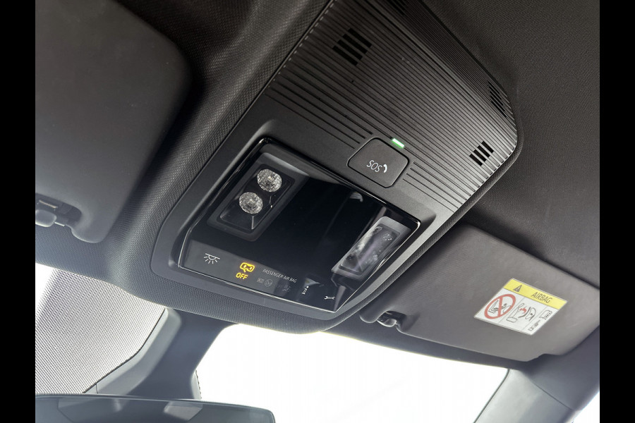 Volkswagen ID.3 Pro 62KWh Comfort / Navigatie / Pdc.V+A / Airco-ecc./ Xenon / Radio multimedia / Apk 08-2026