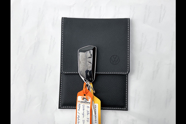 Volkswagen ID.3 Pro 62KWh Comfort / Navigatie / Pdc.V+A / Airco-ecc./ Xenon / Radio multimedia / Apk 08-2026