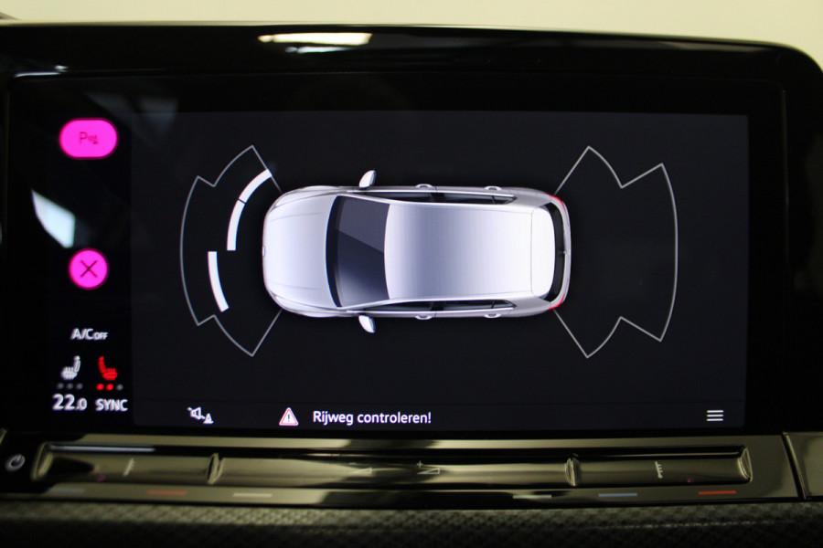 Volkswagen Golf 1.0 TSI Life Business |Pano|Stoel/stuur verw.|