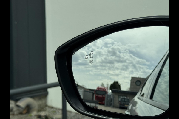 Citroën C3 1.2 PT 110 Shine | Dodehoek | Stoelverwarming | Parkeercamera | Prijs is rijklaar