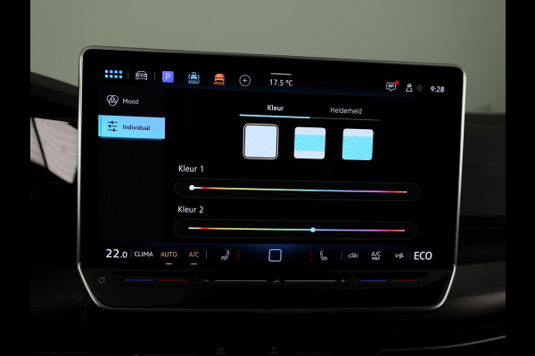 Volkswagen Golf 1.5 eHybrid GTE 272 pk Automaat (DSG) | Verlengde garantie | Navigatie | Panoramadak | Trekhaak (wegklapbaar) | Parkeersensoren (Park assist) | Achteruitrijcamera | Stoelverwarming |