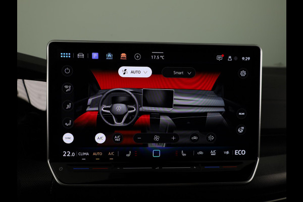 Volkswagen Golf 1.5 eHybrid GTE 272 pk Automaat (DSG) | Verlengde garantie | Navigatie | Panoramadak | Trekhaak (wegklapbaar) | Parkeersensoren (Park assist) | Achteruitrijcamera | Stoelverwarming |