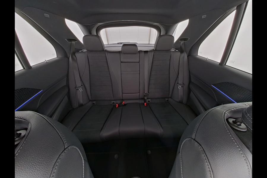 Mercedes-Benz GLE 400 e 4MATIC AMG Plug-In Hybride AMG Line | Night Pakket | Distronic | 22 Inch AMG Velgen | Panorama Schuif-Kanteldak | Trekhaak | Airmatic | Inclusief 24 maanden MB Certified garantie voor Europa.