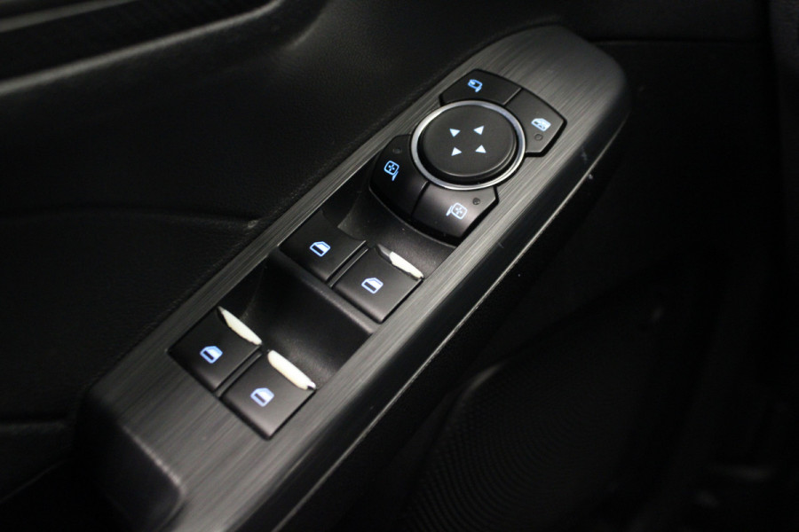 Ford Kuga 2.5 FHEV ST-Line