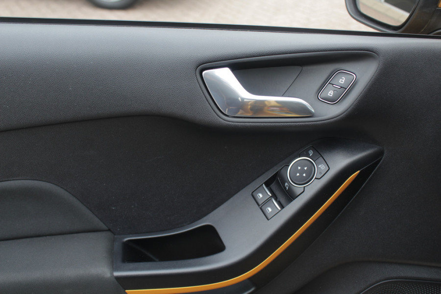 Ford Fiesta 1.0 EcoBoost Active First Edition Panoramadak / Parkeerhulp achter / Navigatie / DAB / ACC / Keyless