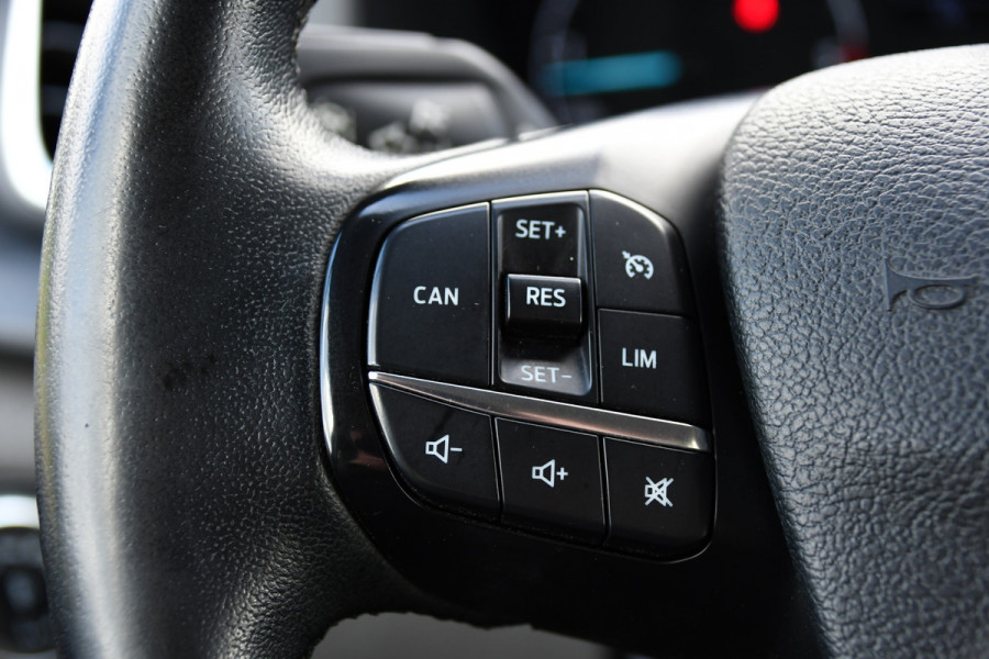 Ford Transit Custom 300 2.0 TDCI L2H1 Limited DC PB Edition