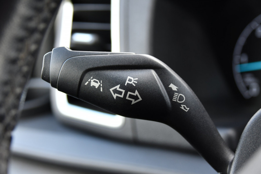 Ford Transit Custom 300 2.0 TDCI L2H1 Limited DC PB Edition