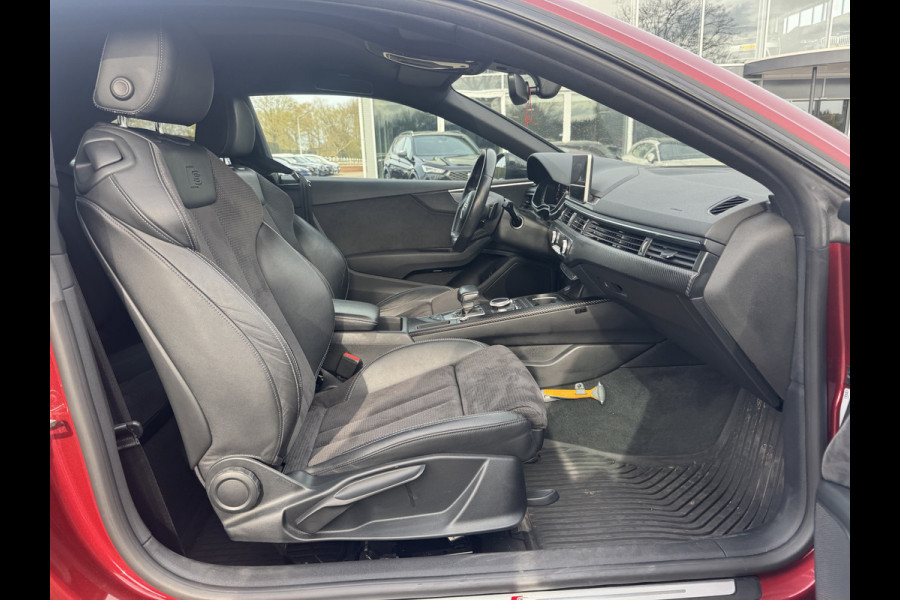 Audi A5 Coupé 2.0 TFSI ultra Launch Edition / Trekhaak / Camera / Leder&Alcantara / 19'' / Navigatie / LED / Cruise Control