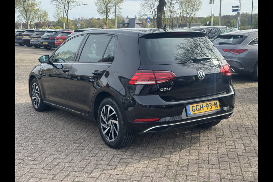 Volkswagen Golf 1.0 TSI Comfortline / Camera / CarPlay / 16'' / Navigatie / Parkeerhulp V+A / Getint glas / DAB / ACC