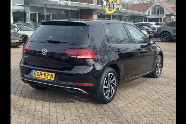 Volkswagen Golf 1.0 TSI Comfortline / Camera / CarPlay / 16'' / Navigatie / Parkeerhulp V+A / Getint glas / DAB / ACC