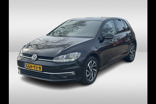Volkswagen Golf 1.0 TSI Comfortline / Camera / CarPlay / 16'' / Navigatie / Parkeerhulp V+A / Getint glas / DAB / ACC