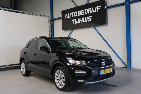 Volkswagen T-Roc 1.0 TSI Style - N.A.P. Airco, Cruise, Navi, PDC, Carplay.