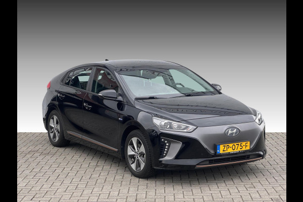 Hyundai IONIQ Comfort EV NL-AUTO | WINTERBANDEN | ECC