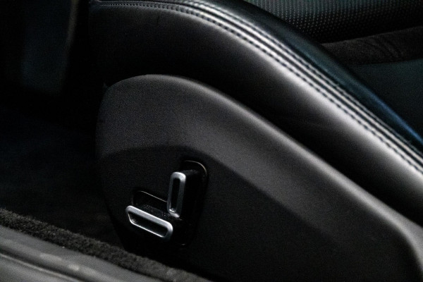 Ferrari Roma 3.9 V8 HELE *2 Jaar Ferrari-Power Garantie / Keramisch / Passenger-Display / Full ADAS / Surround-View / JBL*