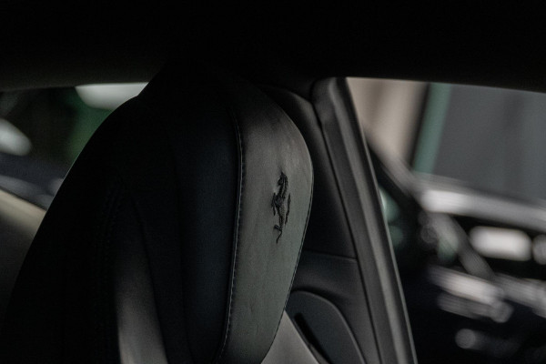 Ferrari Roma 3.9 V8 HELE *2 Jaar Ferrari-Power Garantie / Keramisch / Passenger-Display / Full ADAS / Surround-View / JBL*